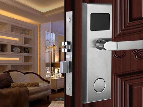 乌尔禾24小时上门开锁公司