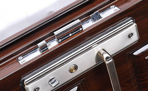 乌尔禾24小时上门开锁公司